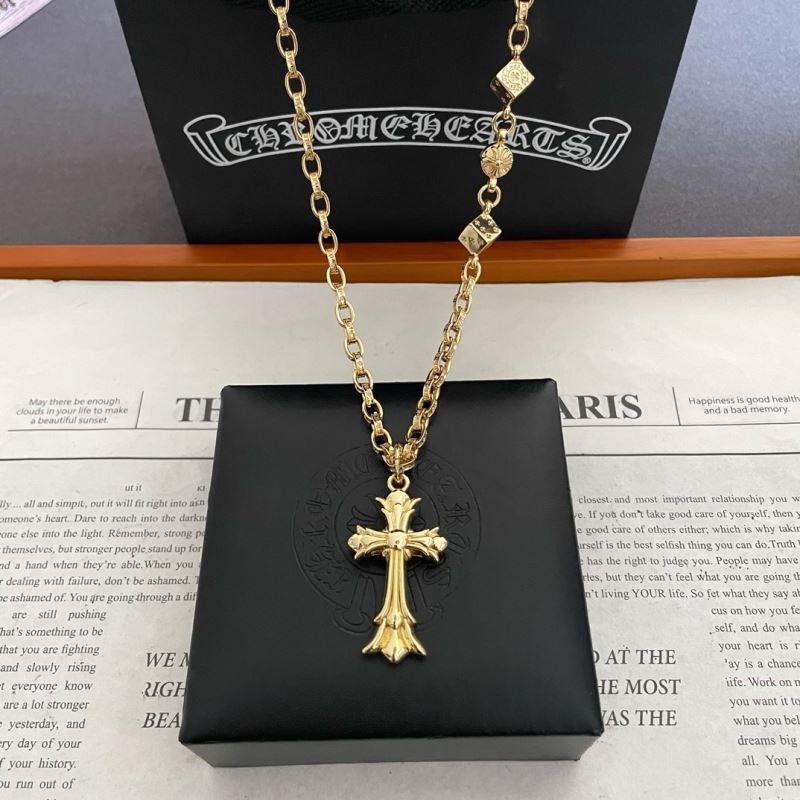 Ch**me He**ts necklaces
